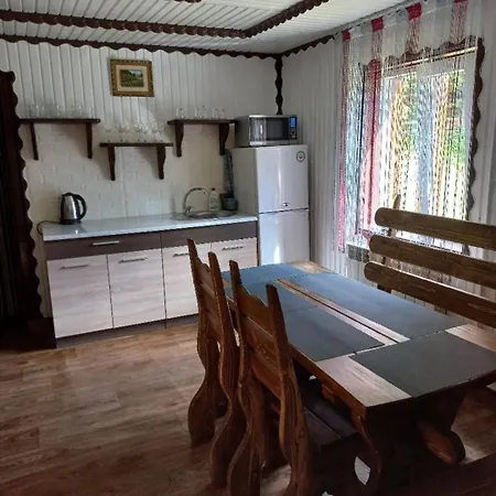 лісова тиша Деревянный коттедж