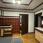 лісова тиша Lodge Synevyrsʼka Polyana