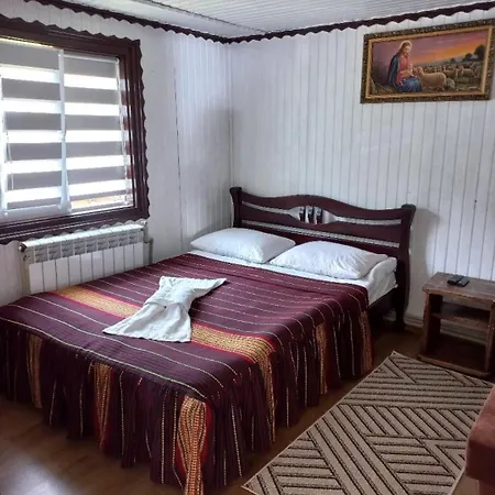 лісова тиша Chata *